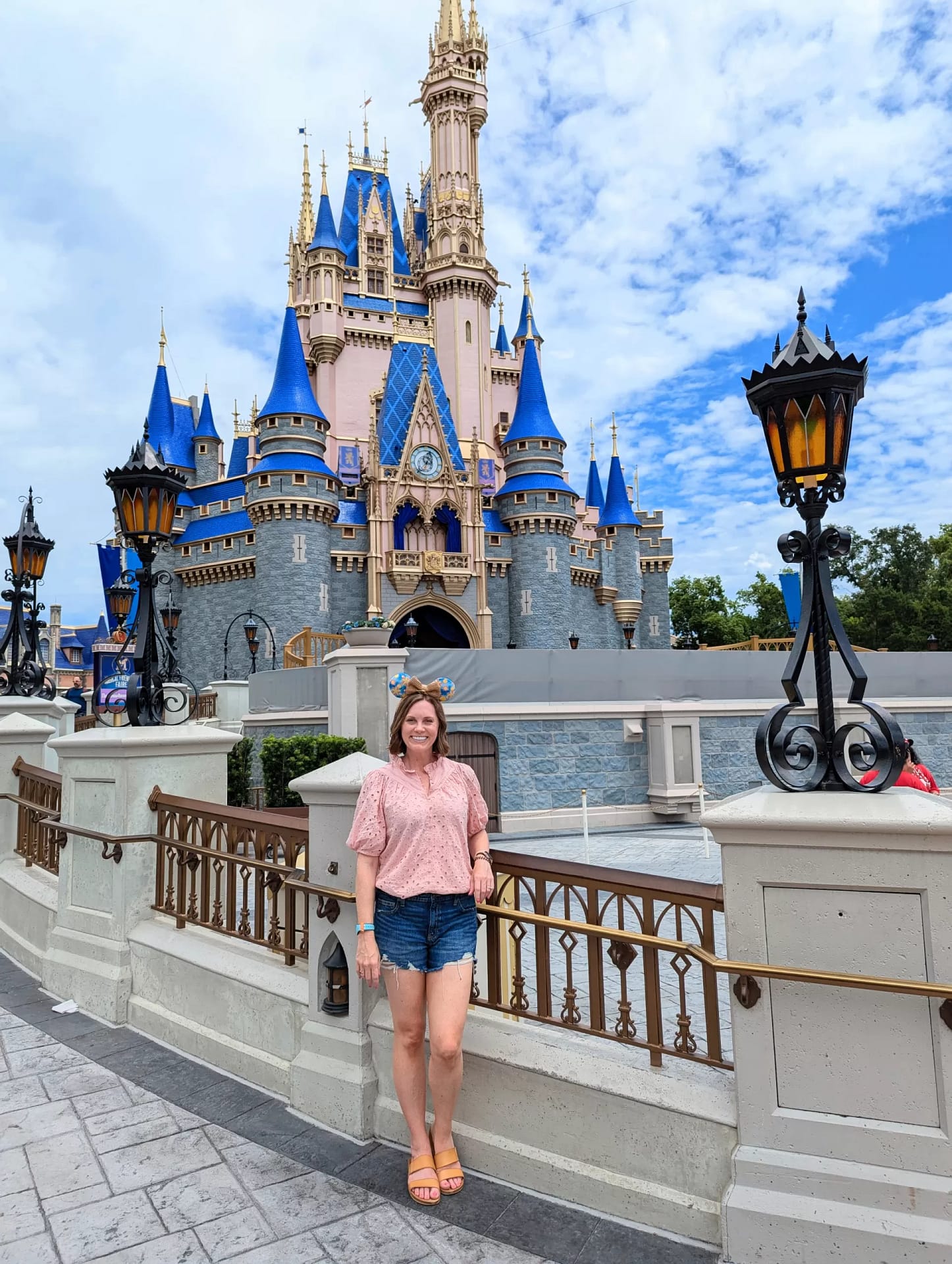 How to Get a FREE Dining Plan at Walt Disney World in 2025! Molly's